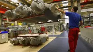 INS: Producţia industrială a crescut cu 8,7% în primele cinci luni