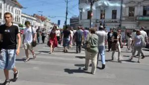 Criza a crescut sărăcia absolută în România