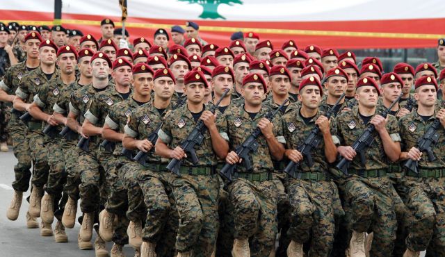 Arabia Saudită oferă un miliard de dolari armatei libaneze