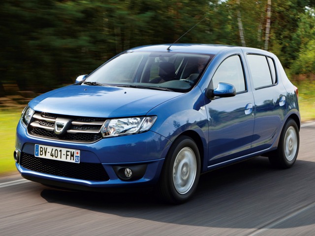 Renault pregăteşte o versiune sportivă a modelului Dacia Sandero