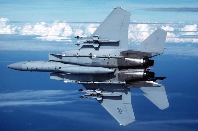 SUA au trimis avioane de luptă F-15 şi militari la aplicaţii în Bulgaria. Se tem că Moscova va destabiliza şi alte ţări din regiune