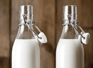 Dispariţia cotei de lapte, un dezastru pentru micii producători din România