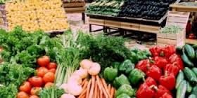 Producătorii români de legume fructe, afectaţi de embargoul impus Rusiei, vor primi sprijin financiar