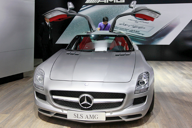 Mercedes, vinovat în China de manipularea pieţei