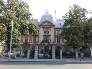 Ministerul Agriculturii şi CCR primesc fonduri suplimentare pentru plata titlurilor executorii