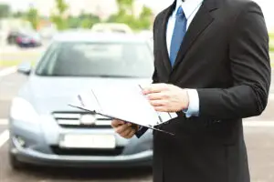 Războiul asigurătorilor cu reparatorii auto continuă: „Indicaţi sursa acestor informaţii!”