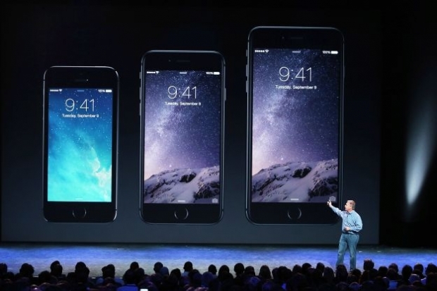 Precomenzile pentru noile iPhone 6 şi iPhone 6 Plus se pot lansa începând de astăzi
