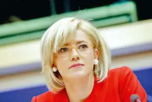 Corina Creţu: În România se impune o implicare mai curajoasă a băncilor în ajutorarea IMM-urilor
