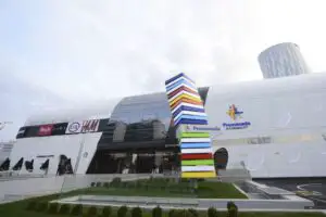 Sud-africanii cumpără mallul Promenada din Bucureşti