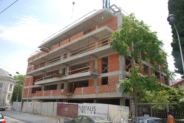 Dezvoltatorii Euromall Piteşti construiesc un bloc cu 36 de apartamente de lux în centrul Capitalei