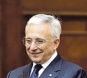 Impuls nou pentru ieftinirea creditelor, prag de alarmă la depozite