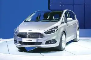 FT: Şeful Ford Europa are dificultăţi în drumul către profit