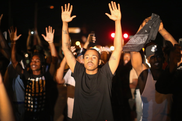 Cazul Ferguson: A doua noapte de proteste; manifestaţiile se extind VIDEO