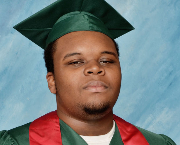 Cazul Ferguson: Familia tânărului omorât, dezamăgita de verdict. VIDEO cu scena uciderii lui Michael Brown
