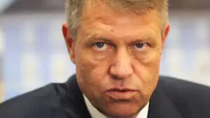 Financial Times: Victoria lui Klaus Iohannis oferă speranţa unui viitor al toleranţei