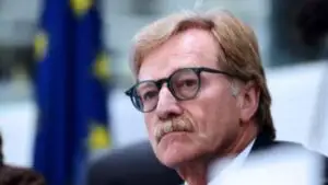 Oficial BCE: Economia din zona euro este într-o situaţie critică