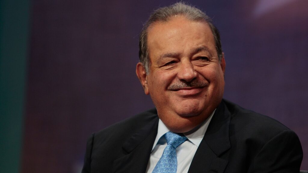 Carlos Slim devine principalul acţionar al FCC, unul dintre constructorii magistralei 5 de metrou