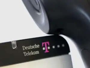 Deutsche Telekom înființează un fond de investiții în valoare de 500 de milioane de euro