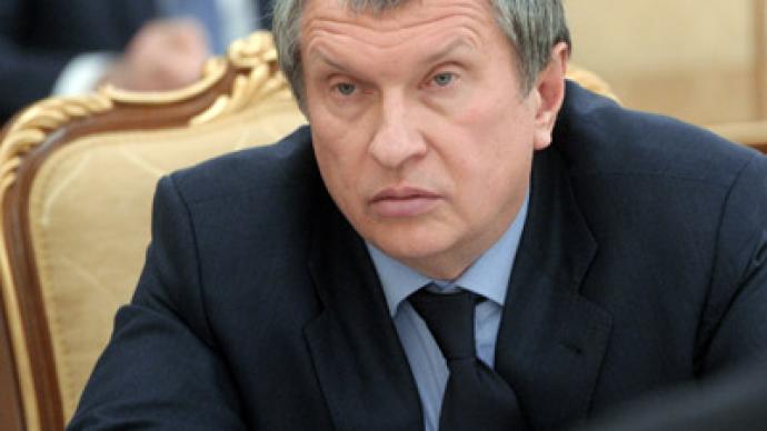 Şeful Rosneft, vechi aliat al lui Vladimir Putin, se luptă cu datoriile