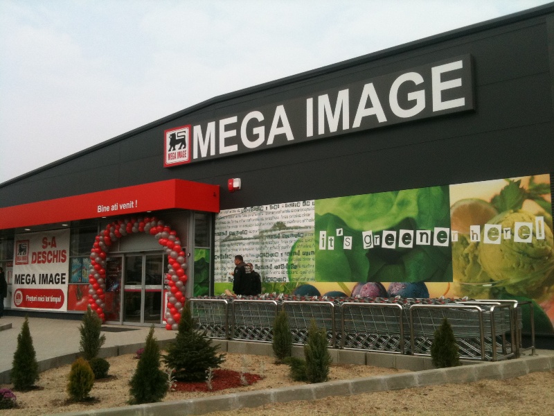Mega Image renunță la o parte din magazinele sale după preluarea rețelei Angst