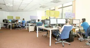 Jobul la care ți se cere să fii tu însuți. Primești salariu, bonusuri și abonament medical