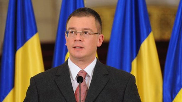 Mihai-Răzvan Ungureanu, numit consilier personal al preşedintelui Iohannis