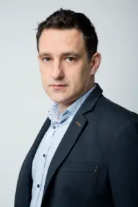 Gestul, vorba și vocea ca parte a brandului personal