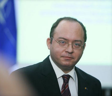 Bogdan Aurescu spune că România va continua să acorde asistenţă Palestinei pentru dezvoltare şi în 2015