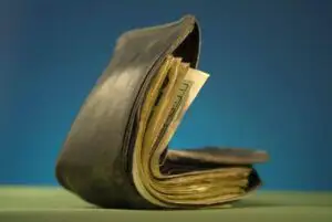 BREAKING NEWS: Retragere masivă de bani!