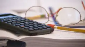 INS: Inflaţia anuală a coborât la 1,26%