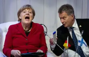 14 fotografii incomode ale liderilor mondiali, care explică evoluţiile din 2014