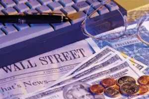 Evoluţii financiar-bancare şi bursiere