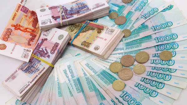 Rubla se apreciază uşor. Guvernul rus intervine