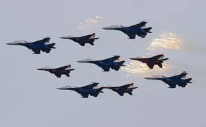 REVISTA PRESEI INTERNATIONALE – NATO crează forţa de reacţie rapidă în faţa Rusiei