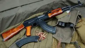 Kalashnikov şi-a dublat producţia în pofida sancţiunilor internaţionale