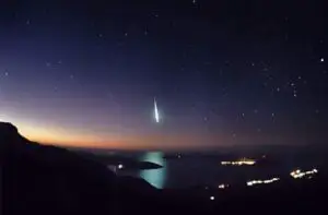 Un meteorit va cădea azi pe Pământ