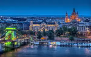 Războiul rece bate la porţile Budapestei