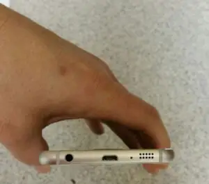 Samsung lansează Galaxy S6, sperând să se impună în faţa rivalilor Apple şi HTC