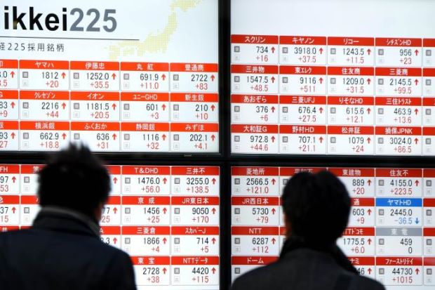 Evoluţii financiar-bancare şi bursiere – Bursele în CREŞTERE, după anunţul privind IEŞIREA Japoniei din recesiune