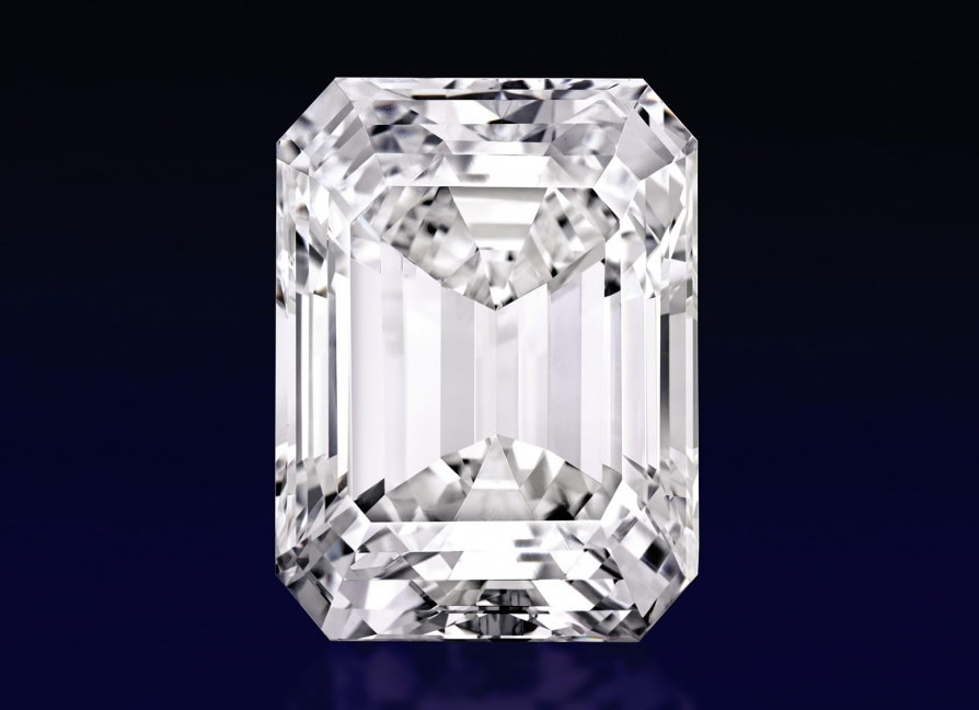 Sotheby’s estimează că va tranzacţiona un diamant tăiat perfect pentru 25 de milioane de dolari