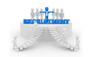 Cum recrutează companiile de IT din România