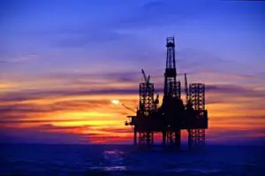 Petrolul CREŞTE uşor
