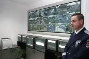 Poliţia nu mai foloseşte radarele fixe