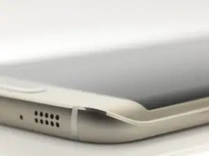 Samsung Galaxy S6 şi Samsung Galaxy S6 Edge vor fi disponibile în România de luna viitoare