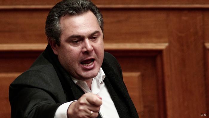 Ministrul grec al Apărării ameninţă UE şi Germania cu refugiaţi şi terorişti