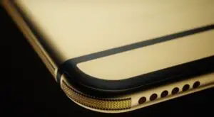 iPhone Mana Skull – o bijuterie de telefon