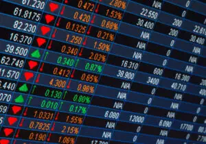 Evoluții financiar-bancare şi bursiere – Situaţia Greciei îngrijorează pieţele