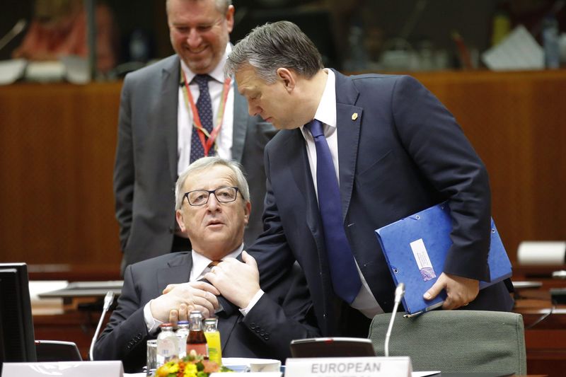 Junker îl ameninţă pe premierul ungar Viktor Orban