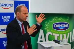 Cel mai important producător de lactate schimbă reţeta iaurturilor