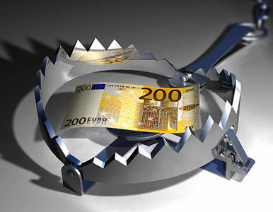 Un nou şoc pentru Grecia: Razie în depozitele bancare ale micilor datornici